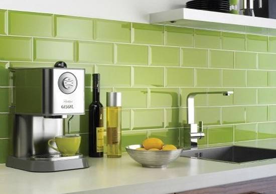 07. green kitchen splashback