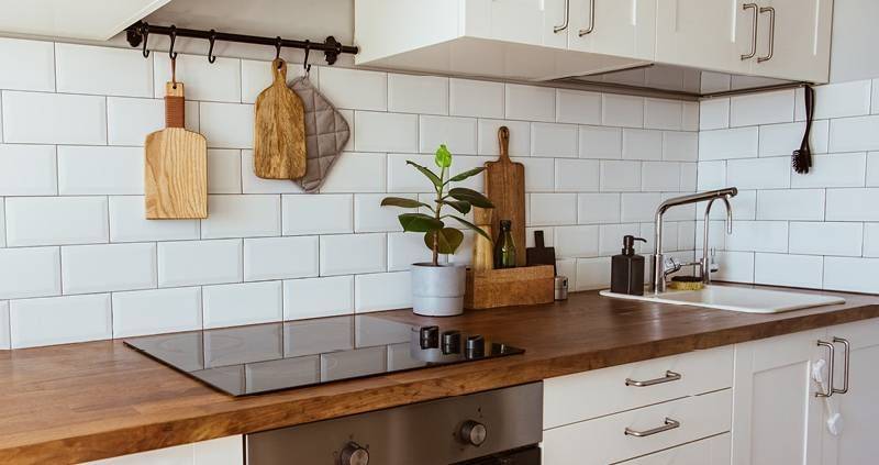 The-Magic-Of-White-Subway-Tiles