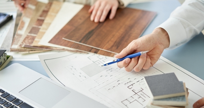 Should-You-Renovate-Inside-or-Outside-First